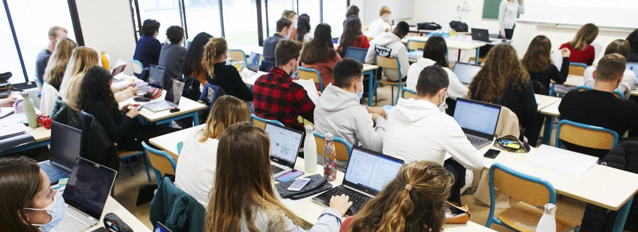 Cours à l'ENSEGID